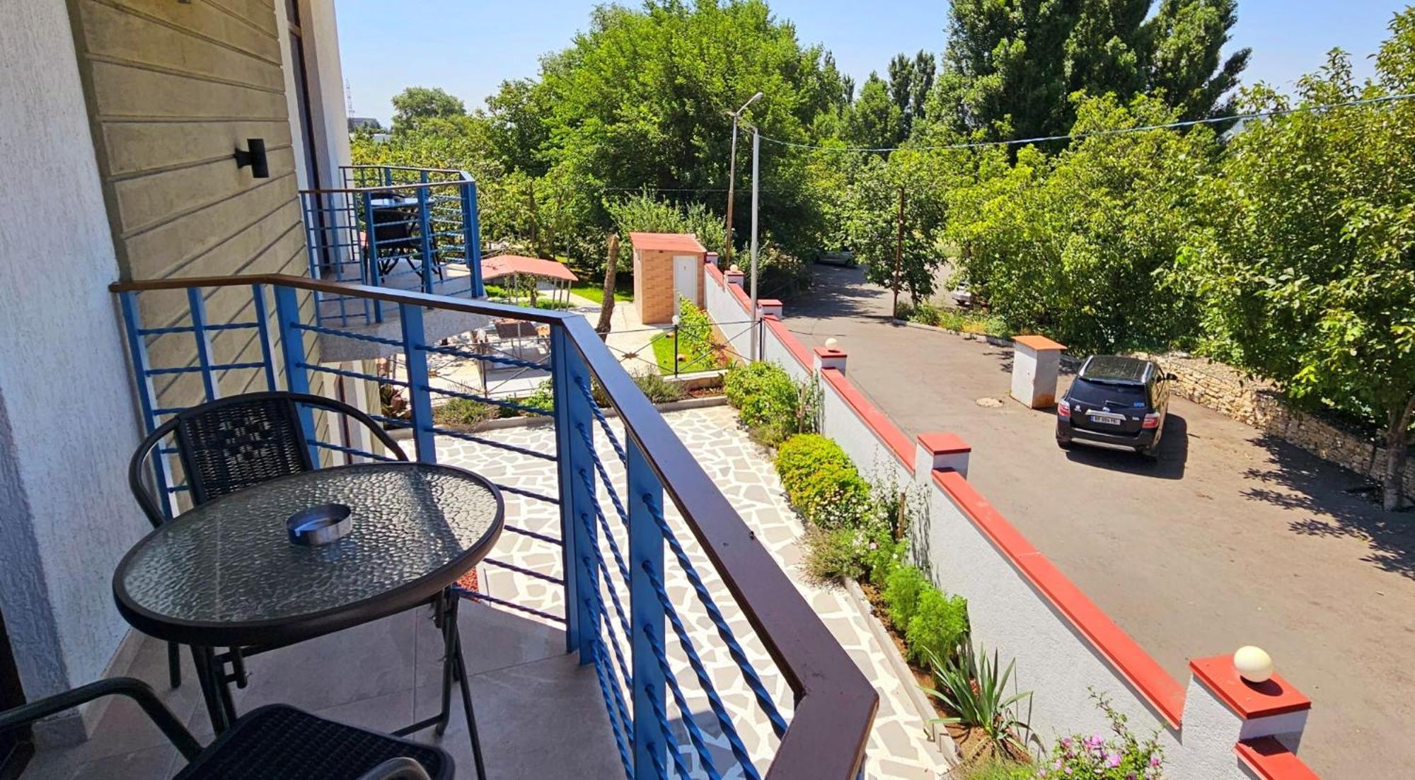 Sierra Hotel Tbilisi Zewnętrze zdjęcie