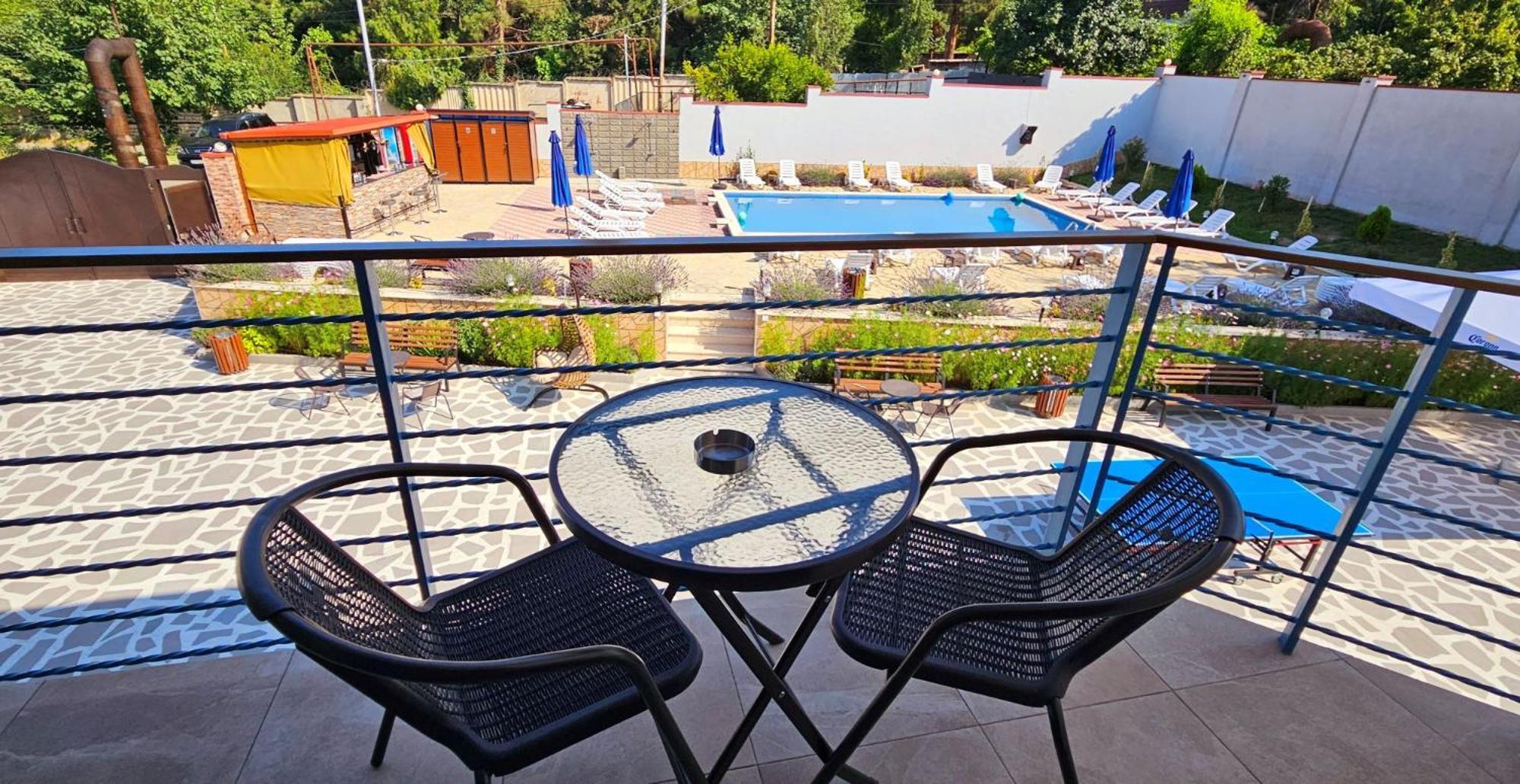 Sierra Hotel Tbilisi Zewnętrze zdjęcie