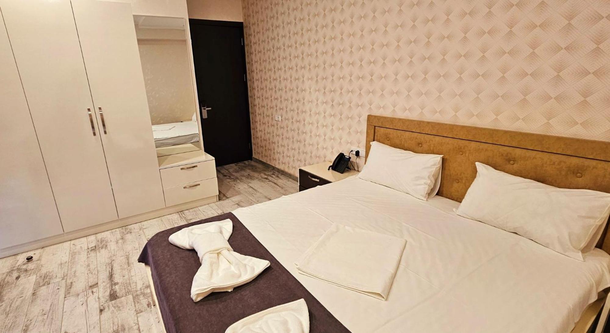 Sierra Hotel Tbilisi Zewnętrze zdjęcie