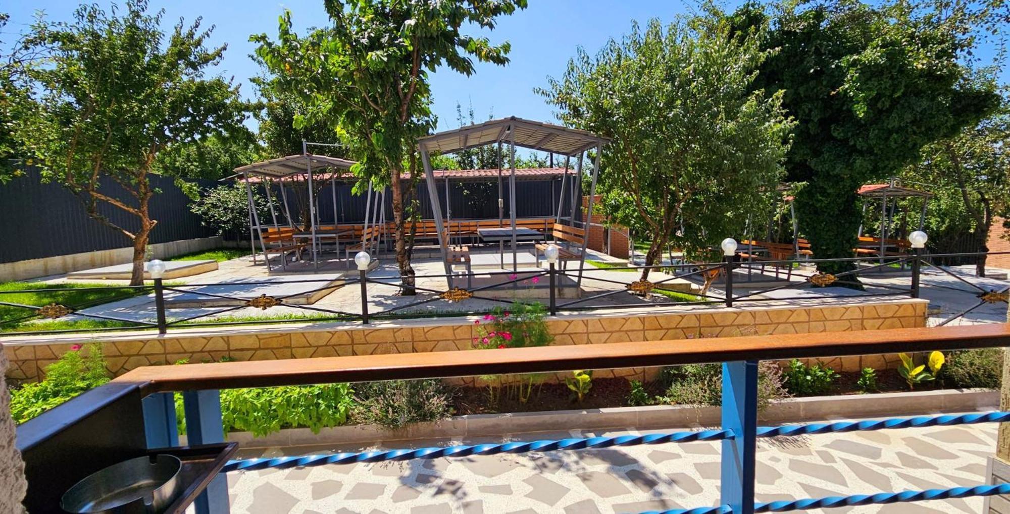 Sierra Hotel Tbilisi Zewnętrze zdjęcie